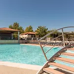 Goelia Riviera מלון דירות מאנדליה-לה-נאפול