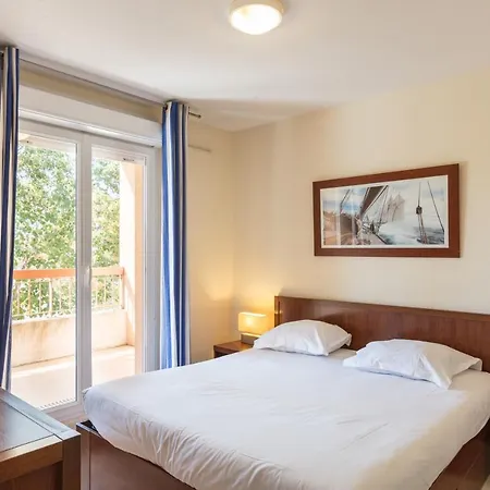 Goélia Riviera Apartahotel 4*