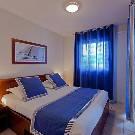 Goelia Riviera 4*