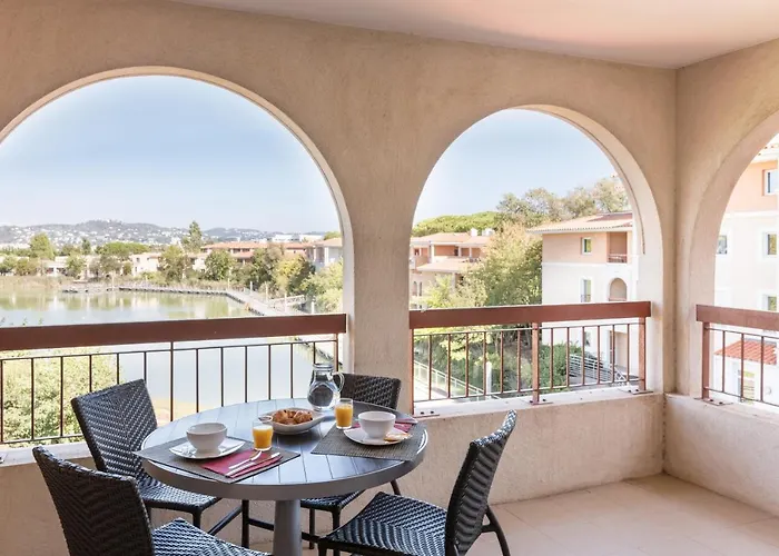 Goelia Riviera 公寓式酒店 4*