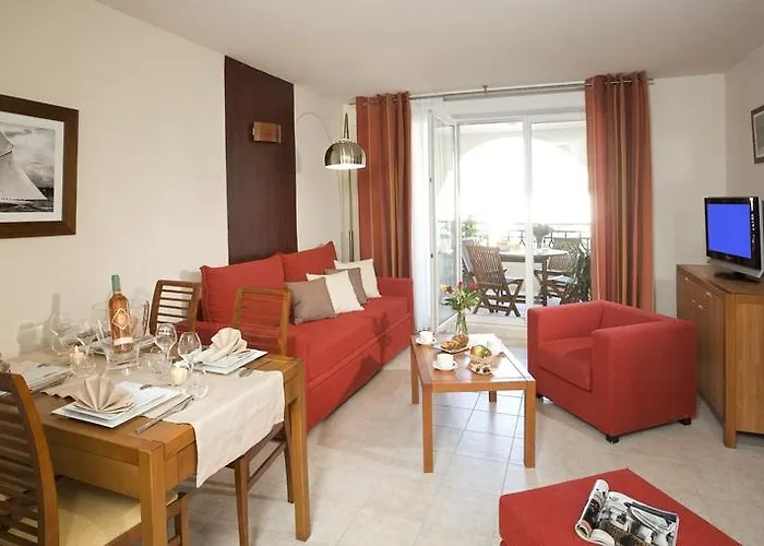 Goelia Riviera 4*