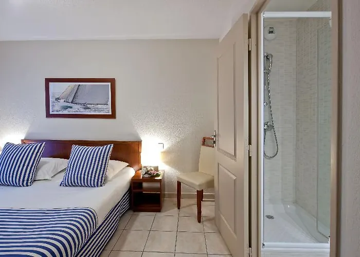 Aparthotel Goelia Riviera 4*